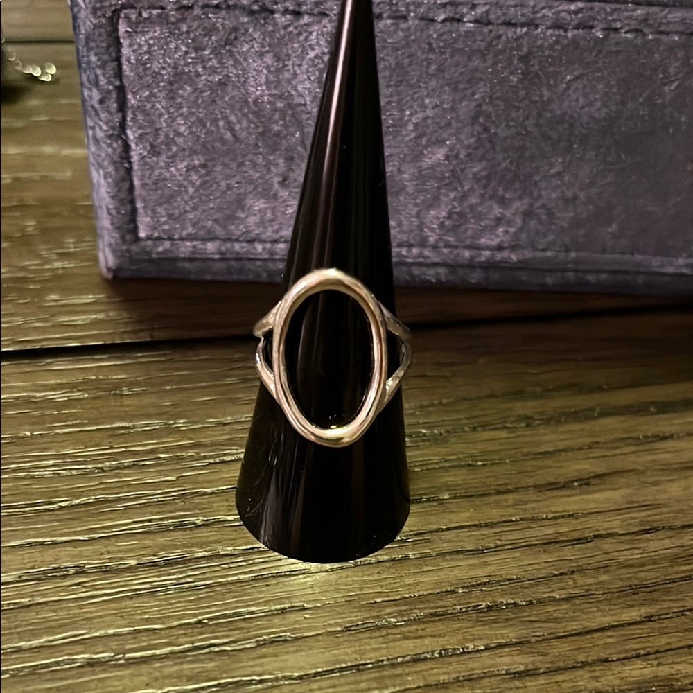 Sterling silver oval Ring